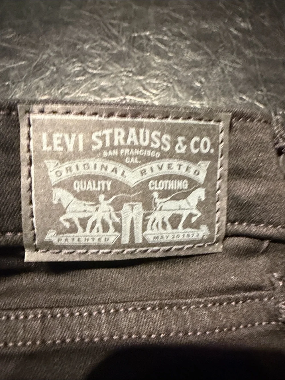 Levi Black Skinny Jeans - Slim Fit
